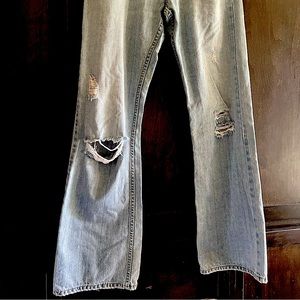 Levi’s hard to find this style , super soft  .